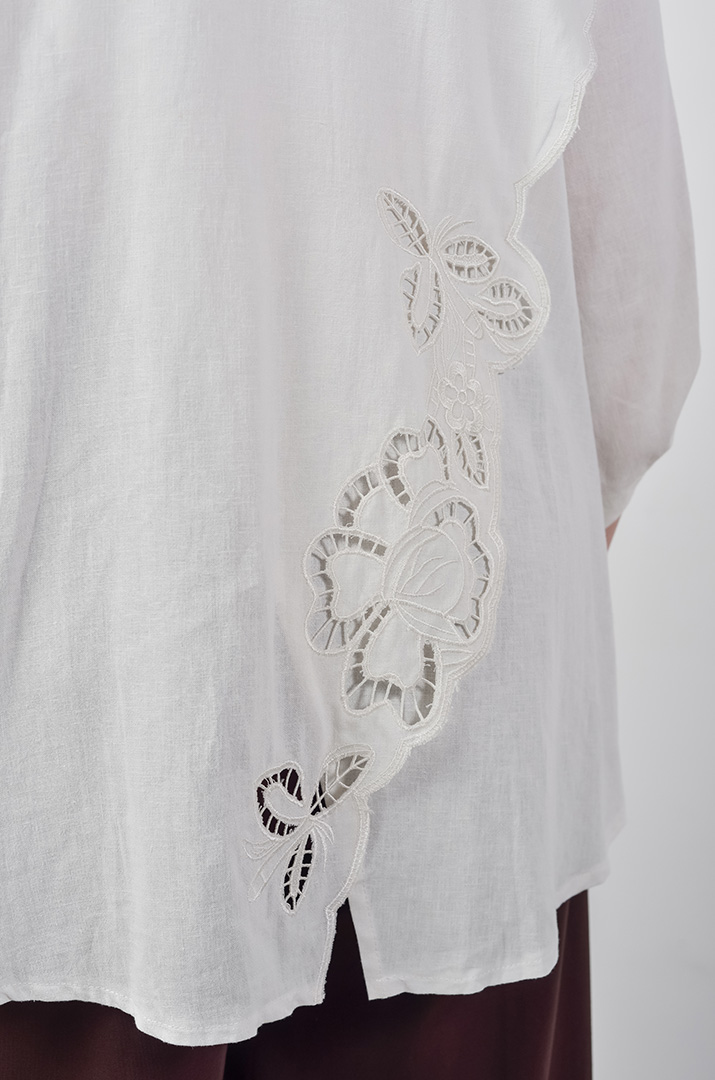 Блуза льняная с вытынанкой больших размеров