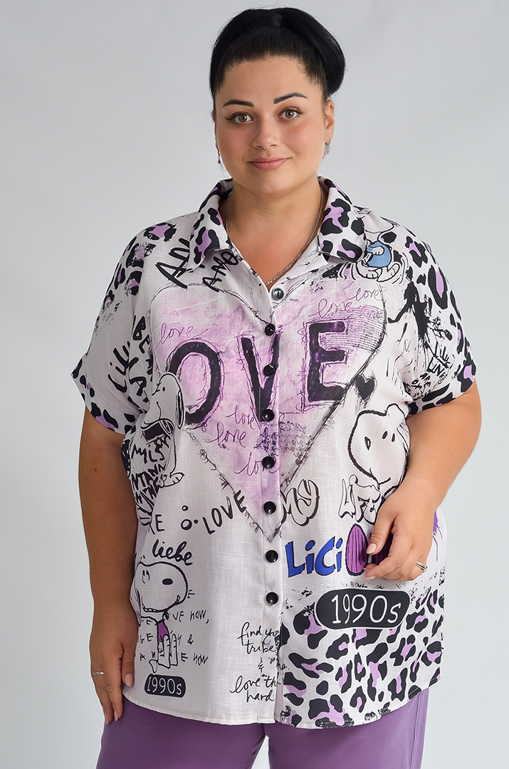 Блуза з яскравим арт-принтом та написами великих розмірів