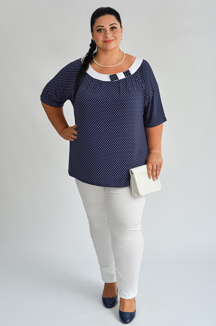 Блуза темно-синього кольору в горох великих розмірів