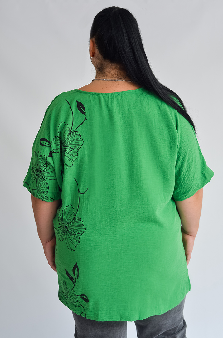 Блуза в зеленому кольорі з квітковим принтом і бусинами великих розмірів