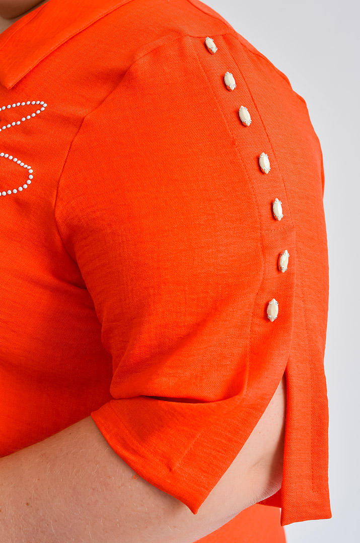 Блуза з декоративною аплікацією та бусинами великих розмірів