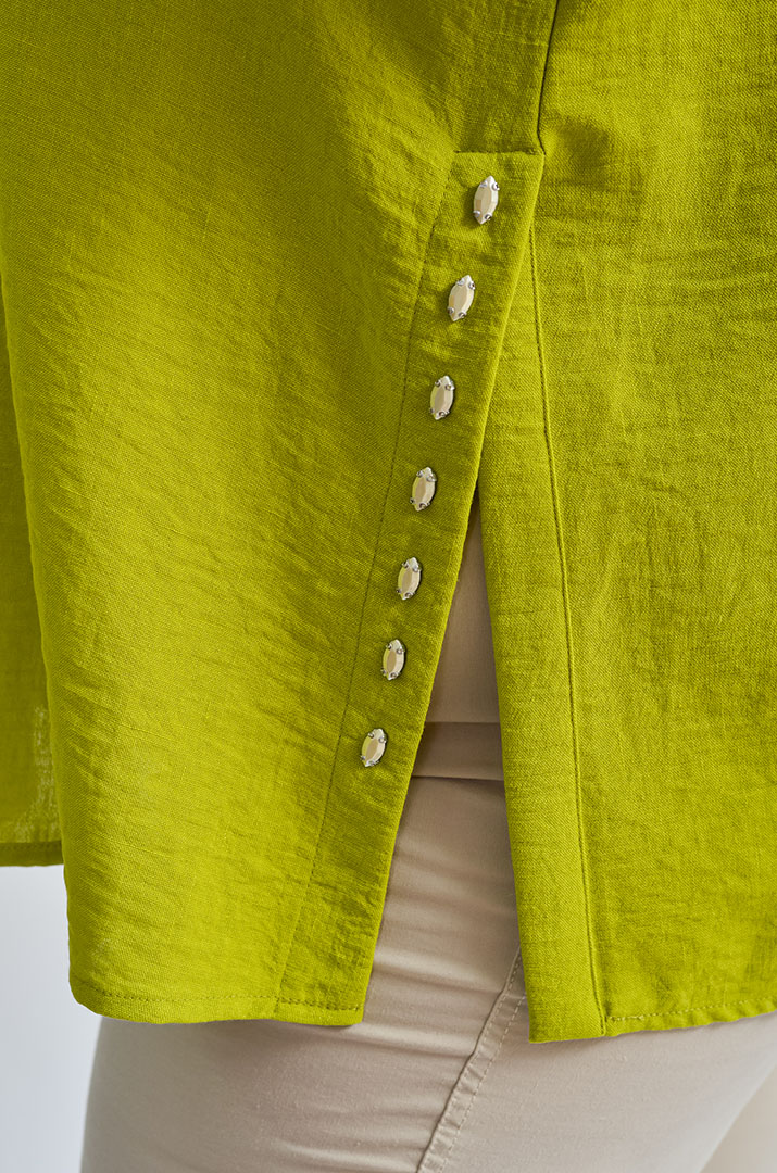 Блуза з декоративною аплікацією та бусинами великих розмірів