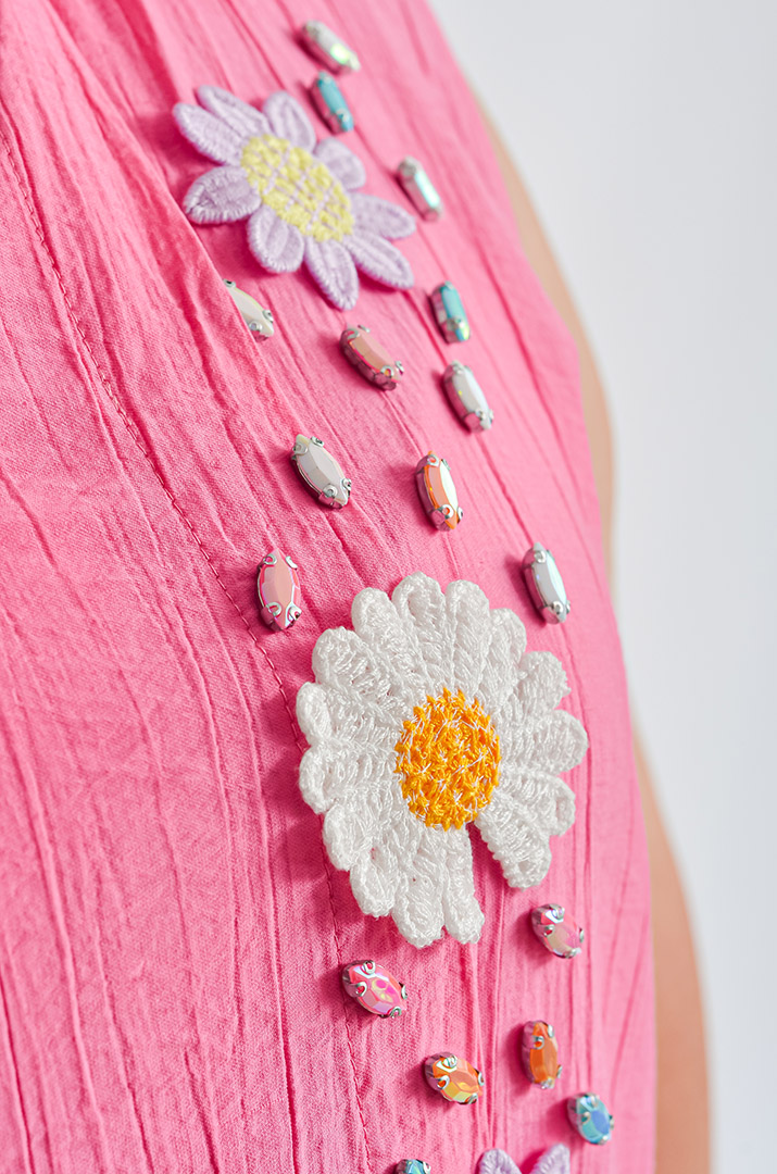 Блуза без рукавів з квітковим декором великих розмірів