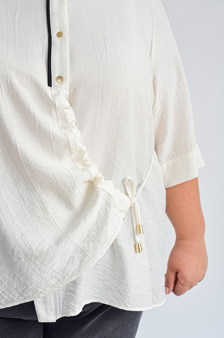 Довга блуза з декоративною зборкою великих розмірів