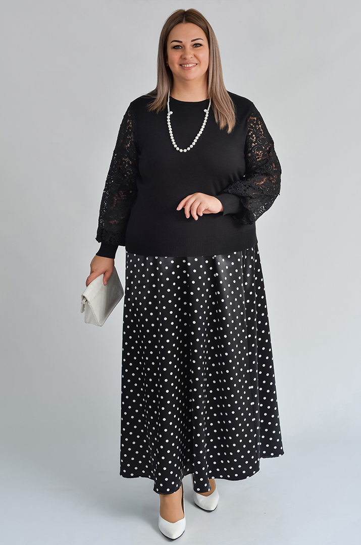 Елегантна блуза з квітковим мереживом великих розмірів