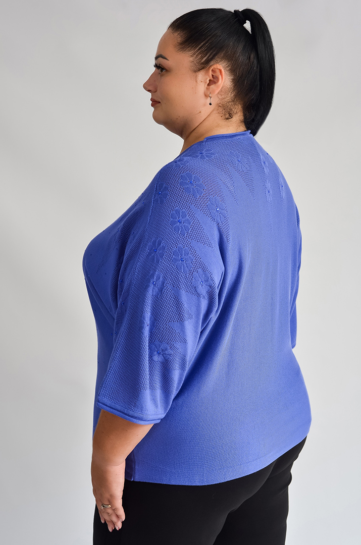 Блуза з дрібною в’язкою і квітковим візерунком великих розмірів