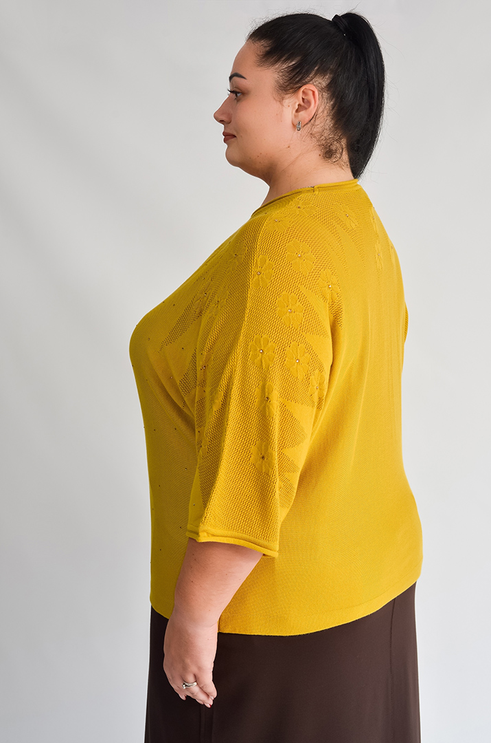 Блуза з дрібною в’язкою і квітковим візерунком великих розмірів