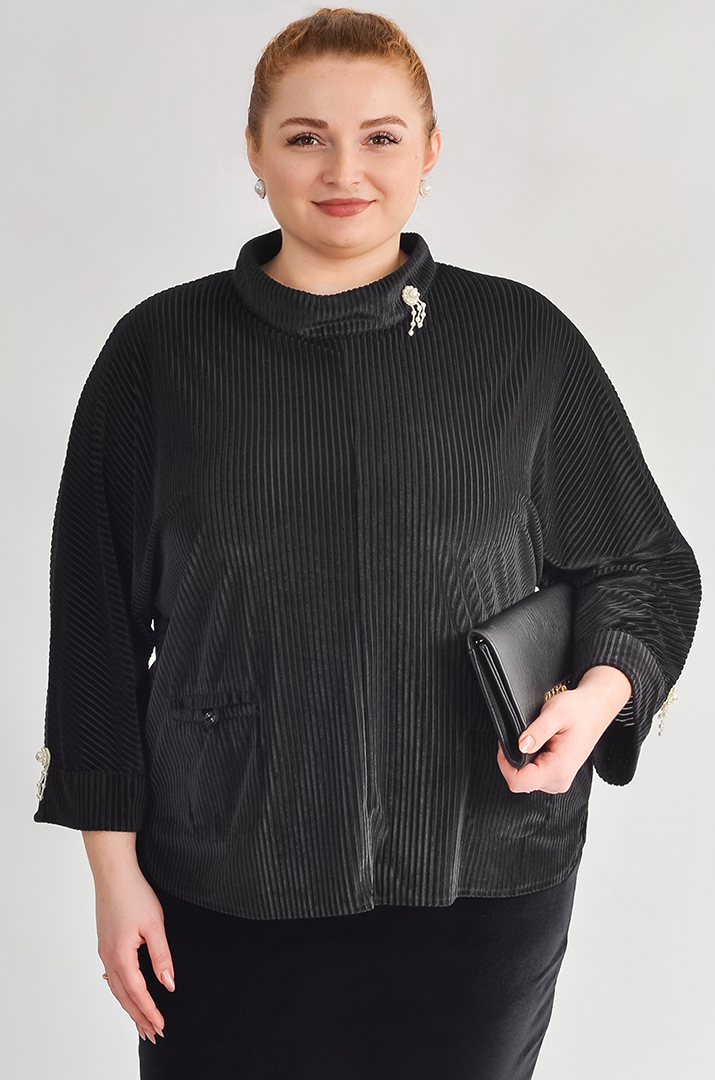 Елегантна блуза з вельвету з акцентними деталями великих розмірів