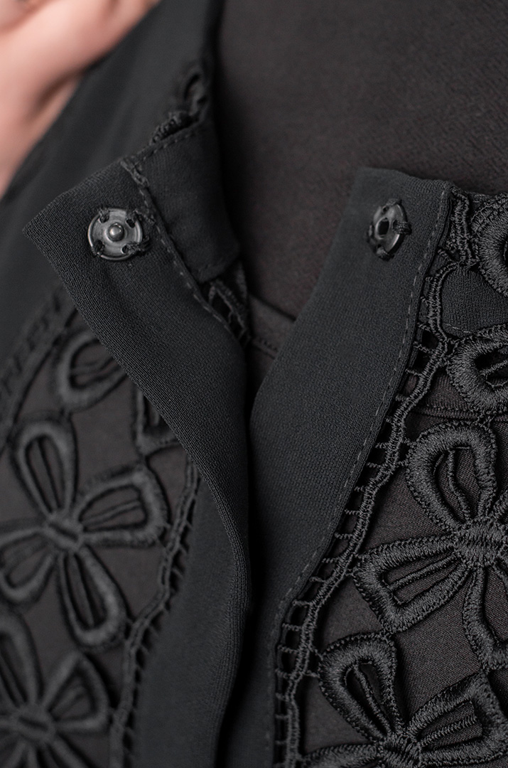 Блуза‑двійка з мереживним фактурним оздобленням великих розмірів