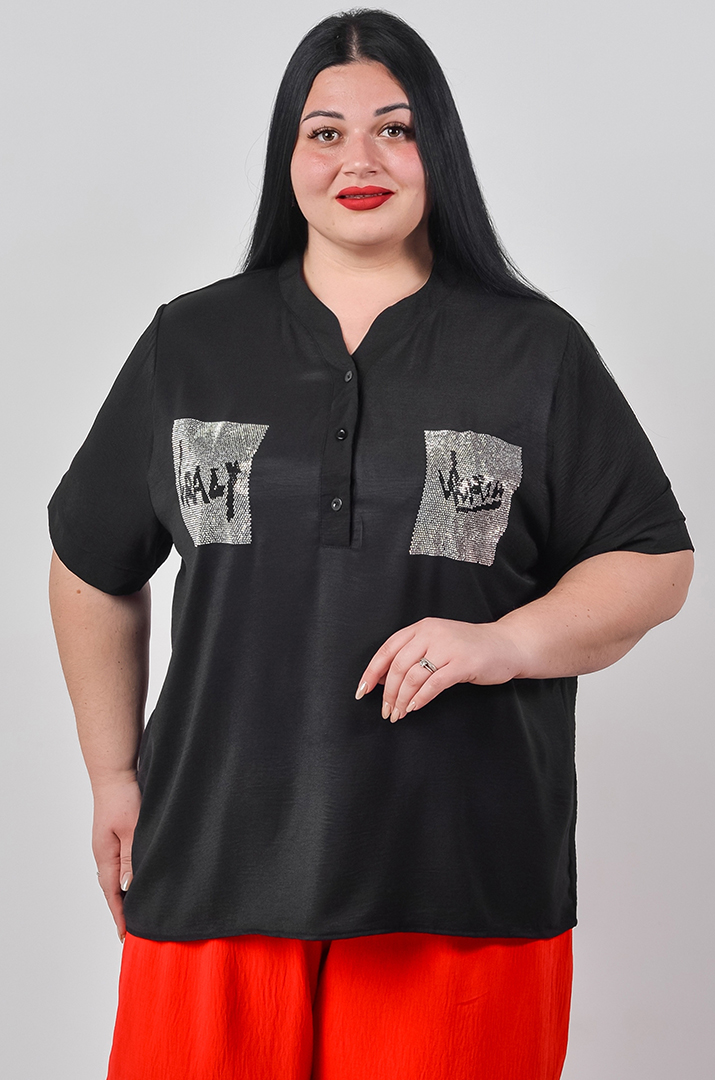 Блуза з фактурної жатої тканини та зі стразами великих розмірів