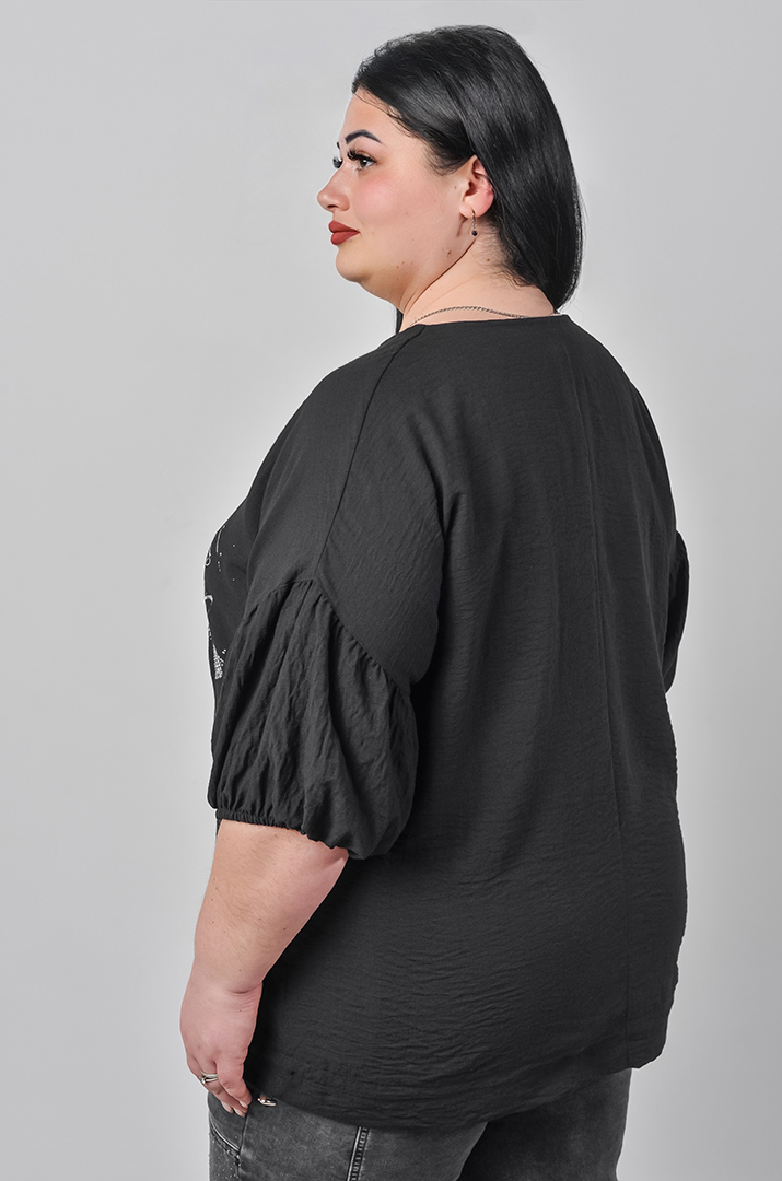 Блуза довга з квітковим мотивом та камінцями великих розмірів