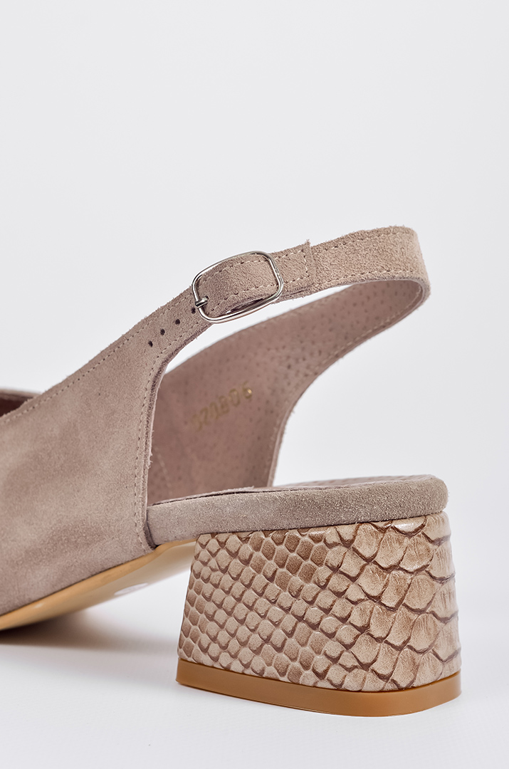 Босоніжки замшеві на лускатих підборах великих розмірів