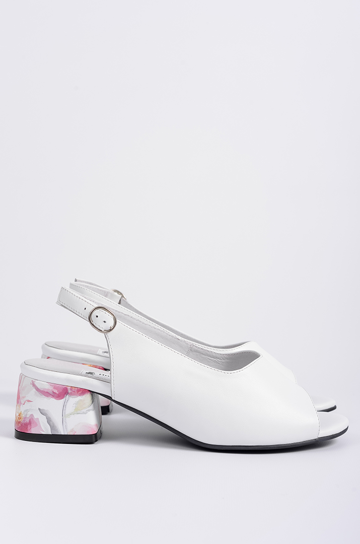 bosonizhky_bili_z_kvitkovym_pryntom_na_pidborah_velykyh_rozmiriv_44811_Pishna_Krasa Босоніжки білі з квітковим принтом на підборах великих розмірів