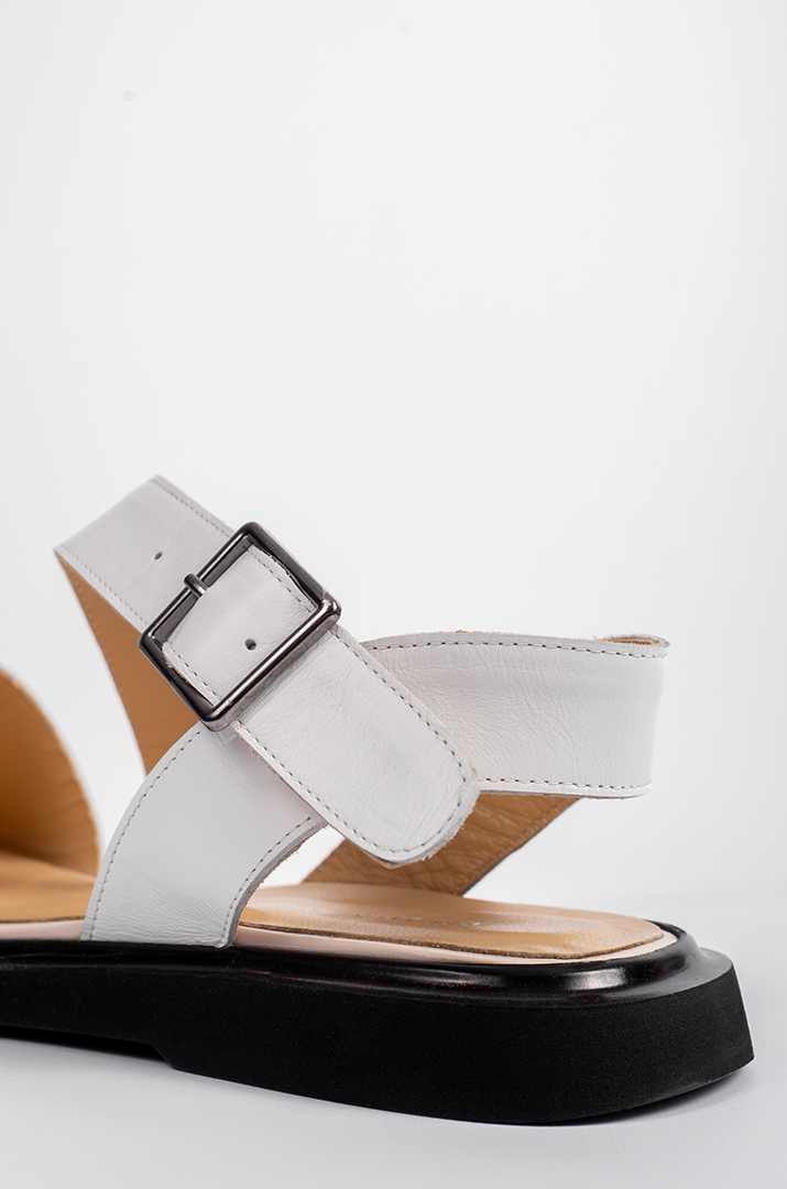 Босоніжки білі шкіряні великих розмірів