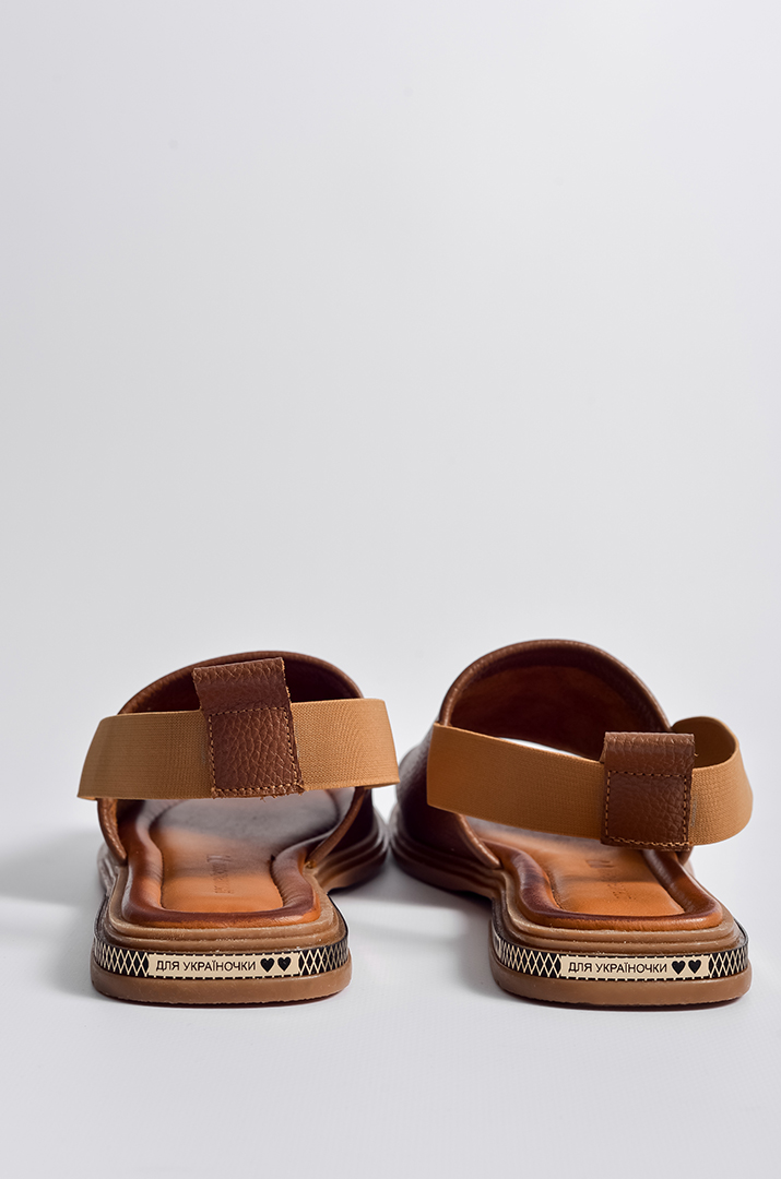 Босоніжки коричневі із м’якою фіксацією великих розмірів