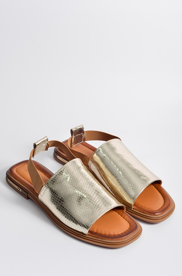 Босоніжки з глянцевим ефектом великих розмірів