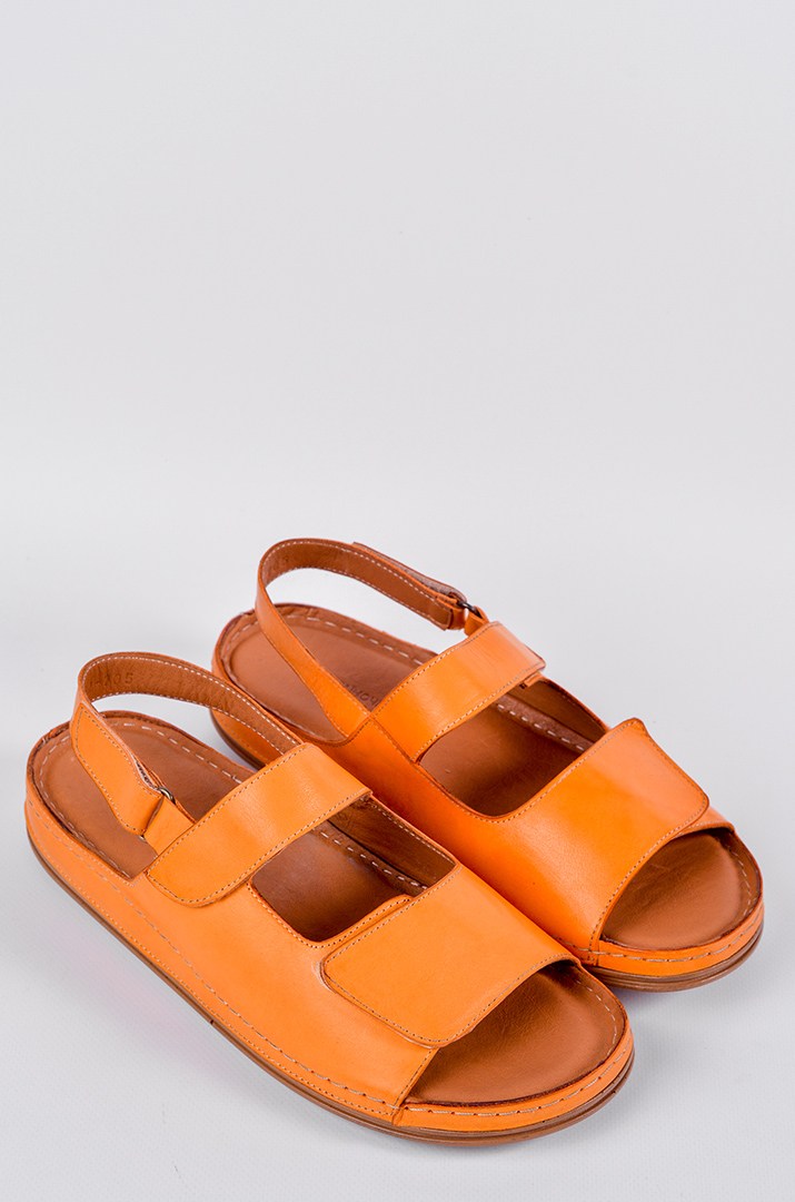 Шкіряні оранжеві босоніжки з фіксацією на липучках великих розмірів