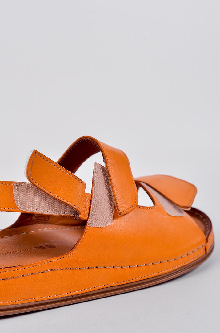 Шкіряні оранжеві босоніжки з фіксацією на липучках великих розмірів