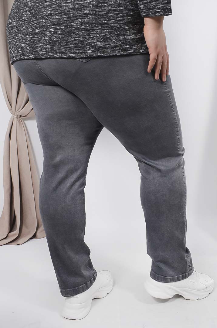Сірі завужені джинси батал