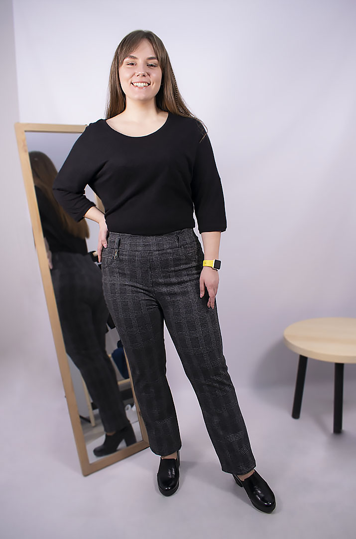 Брюки средние клетка батал