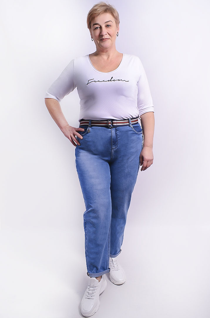 Джинси завужені з кольоровим поясом