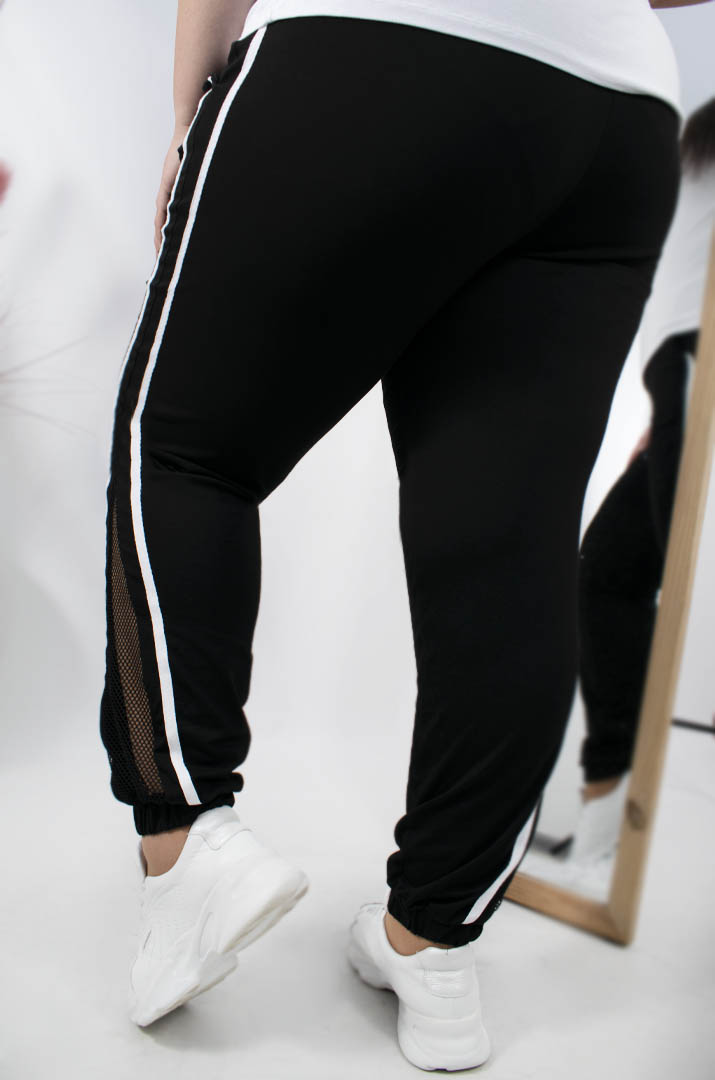 Стильные  зауженные брюки с сеткой супер батал