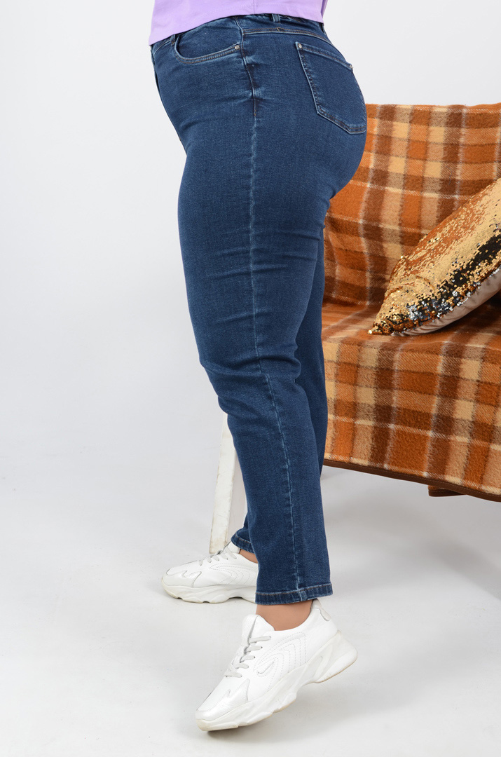 Повсякденні завужені джинси з поясом супер батал