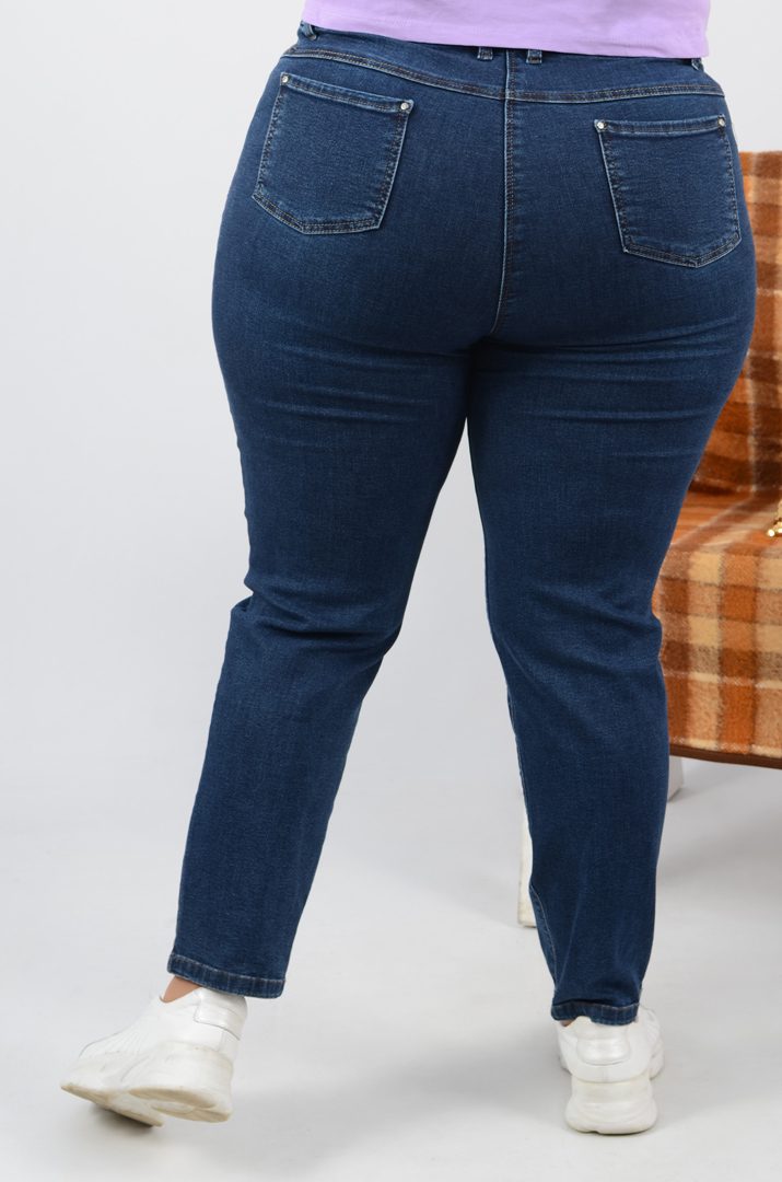 Повсякденні завужені джинси з поясом супер батал