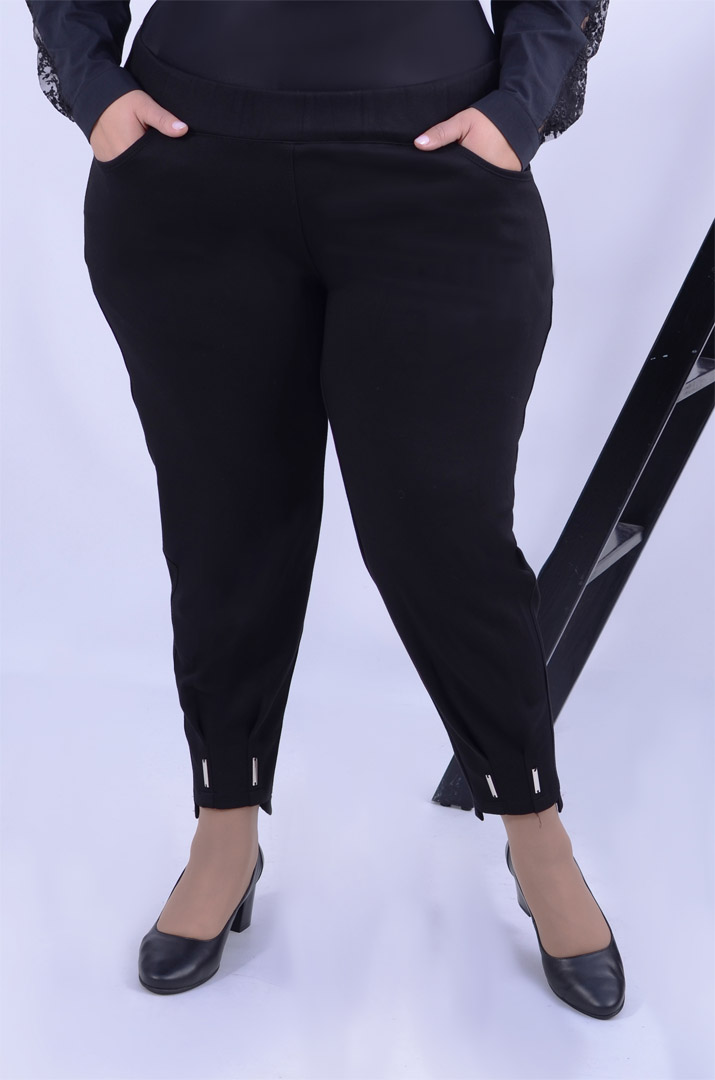 Класичні брюки банани з декором батал