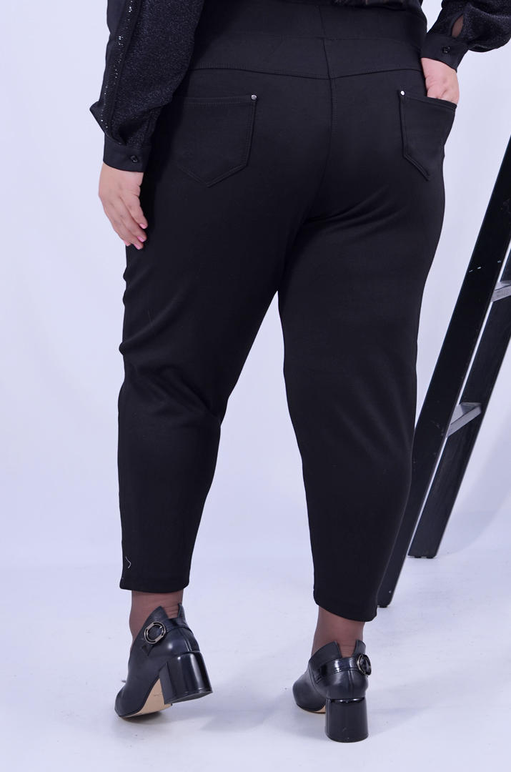 Брюки банани з гудзиками батал