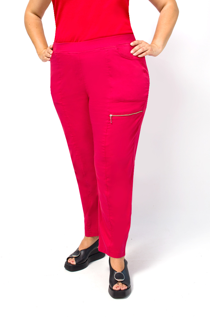 Брюки с широкими карманами и молнией супер батал