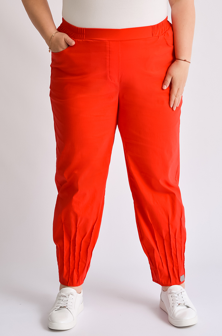 Стильні брюки банани великих розмірів