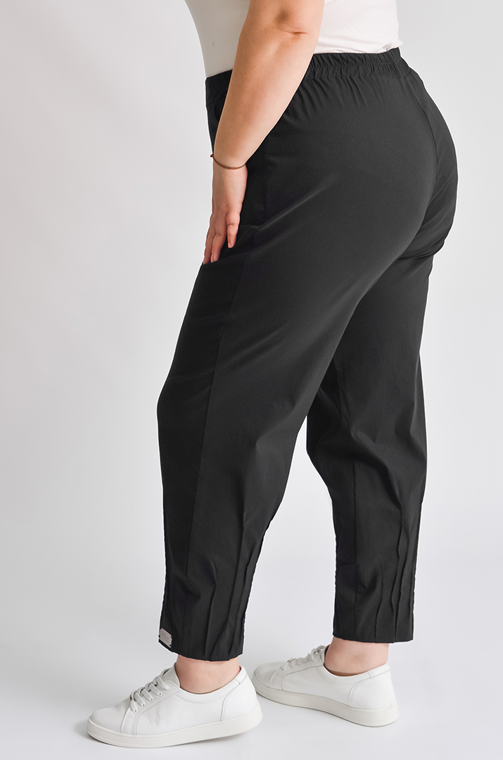 Стильні брюки банани великих розмірів