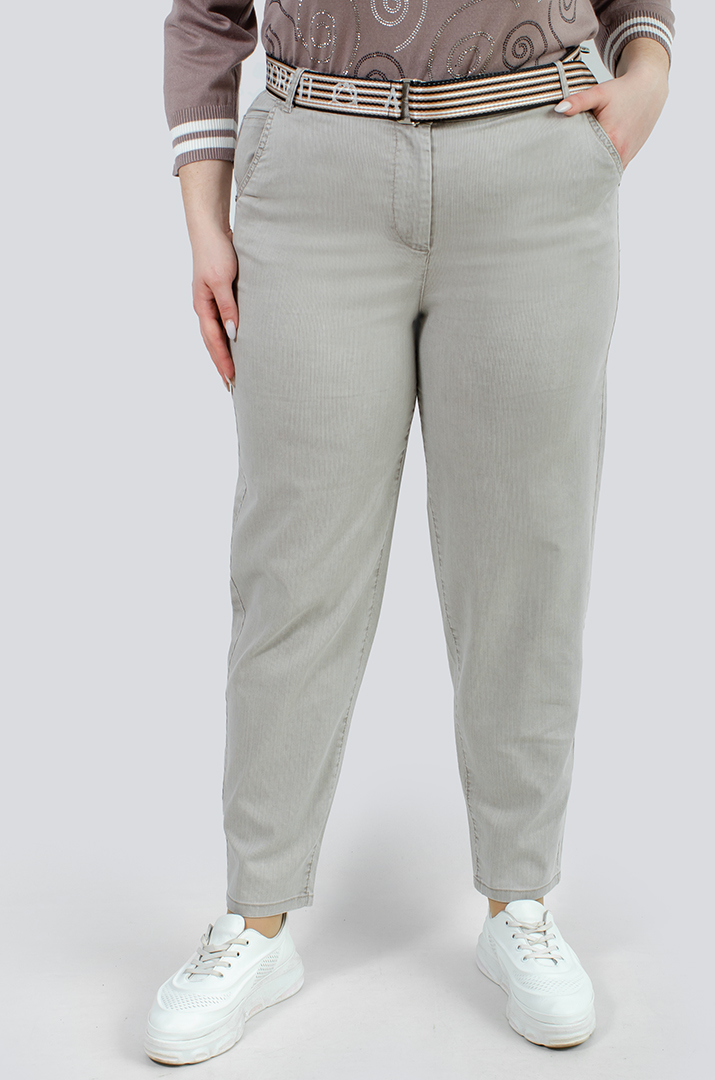 Стильні джинси банани з поясом великих розмірів