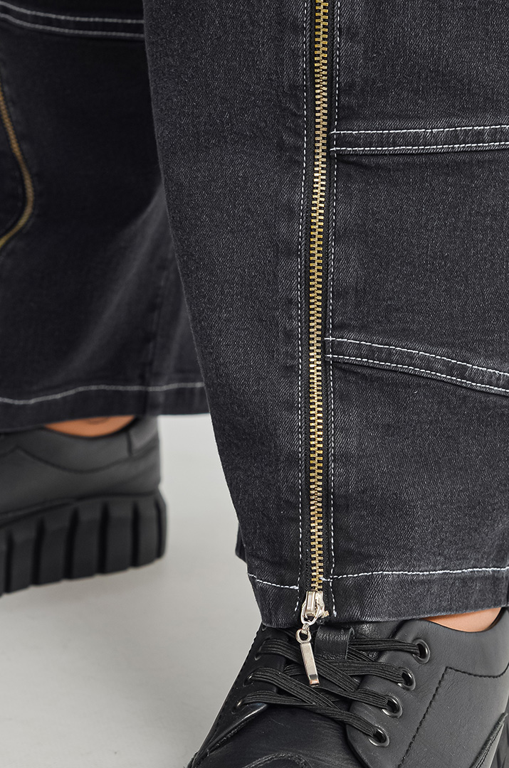 Джинсы бананы с молниями снизу больших размеров