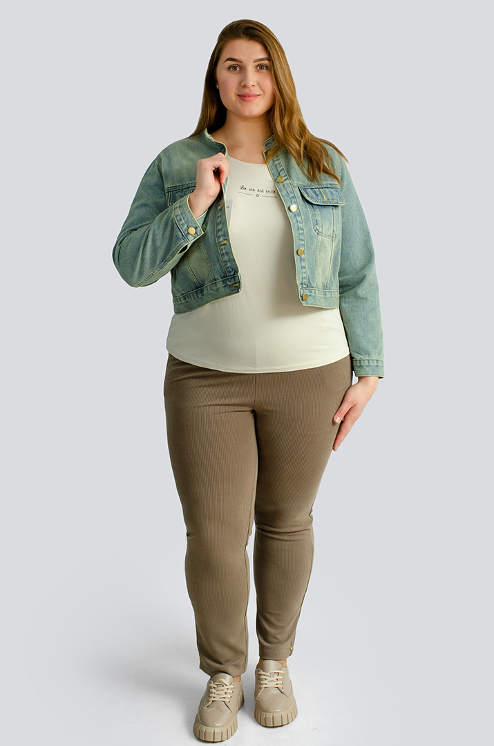 Брюки завужені в рубчик великих розмірів