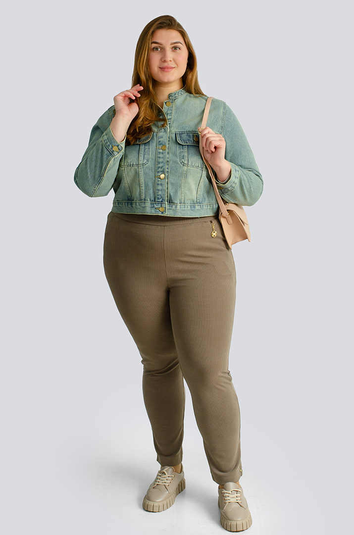 Брюки завужені в рубчик великих розмірів