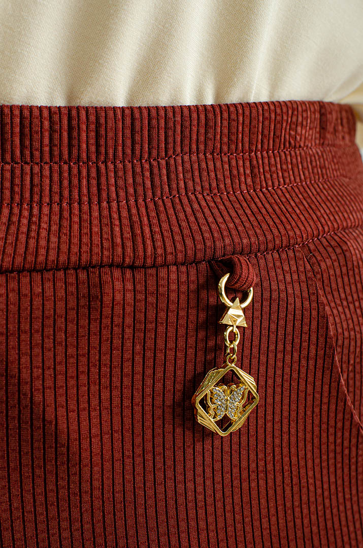 Брюки завужені в рубчик великих розмірів