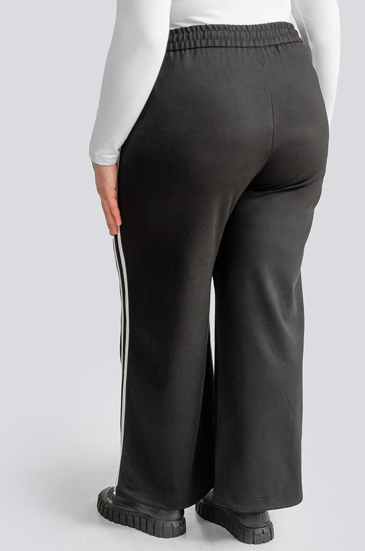 Черно-белые широкие брюки больших размеров