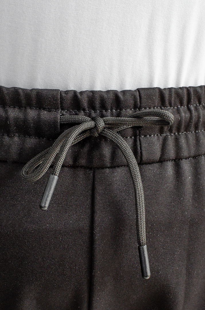 Черно-белые широкие брюки больших размеров