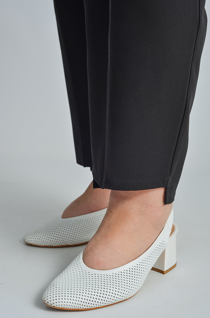 Брюки классические в черном цвете больших размеров