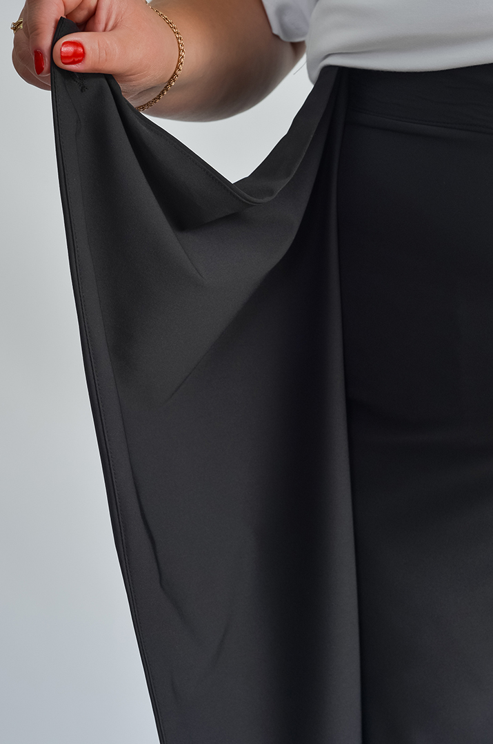 Чорні брюки султанки з прикрасою великих розмірів