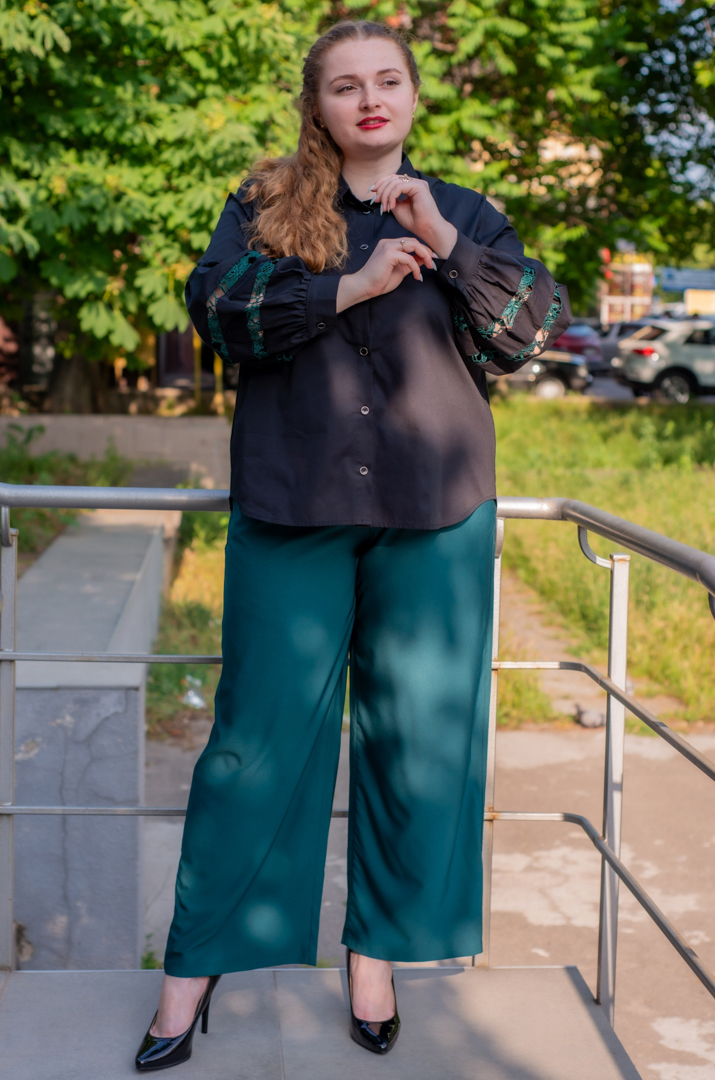 Брюки широкі в різних кольорах великих розмірів