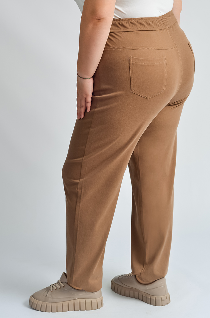 Брюки завужені зі стрейч-котону з кишенями великих розмірів