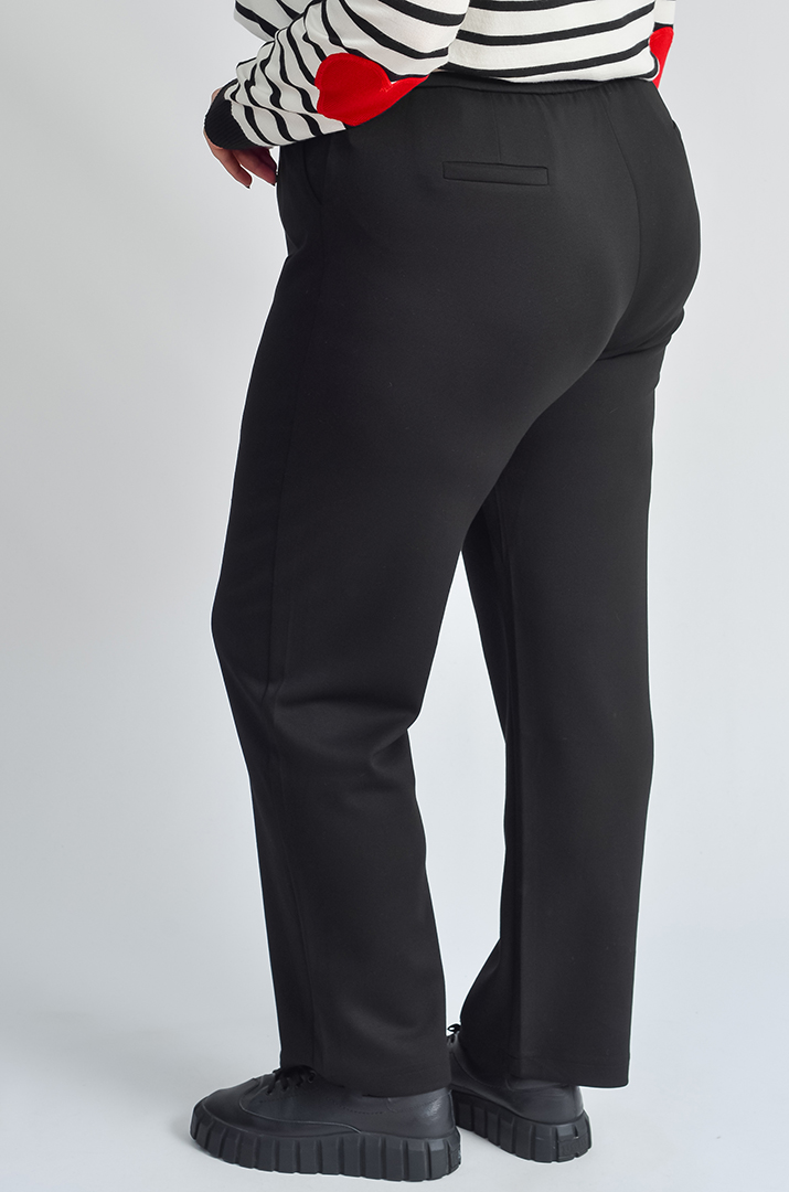 trikotazhnye_bryuki_s_karmanami_i_udobnym_poyasom-rezinkoj_bolshih_razmerov_45492_Pishna_Krasa Трикотажные брюки с карманами и удобным поясом-резинкой больших размеров