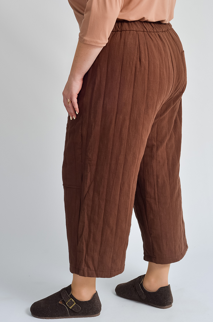 Вільні брюки-банани з декоративною вставкою великих розмірів