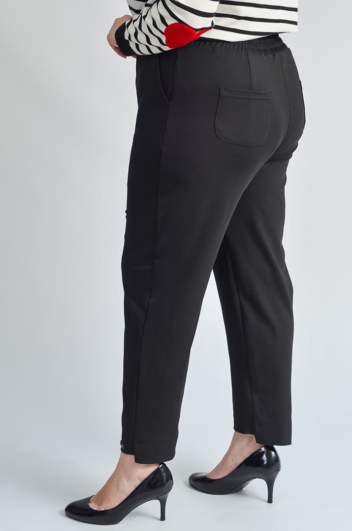 Черные брюки 7/8 с декоративными пуговицами больших размеров