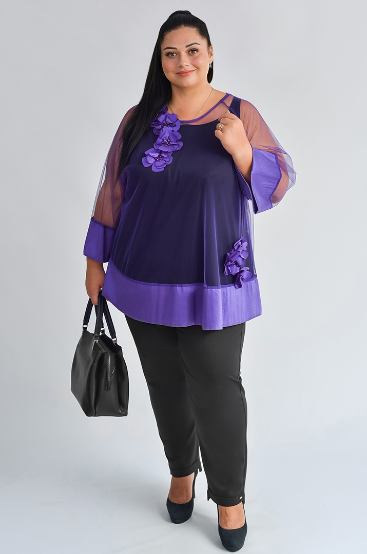 Брюки 7/8 черного цвета с минималистичным дизайном больших размеров