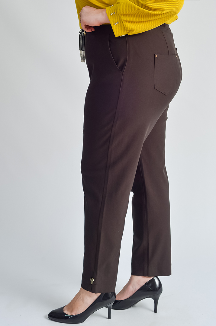 Брюки завужені в темно-коричневому відтінку великих рзмірів