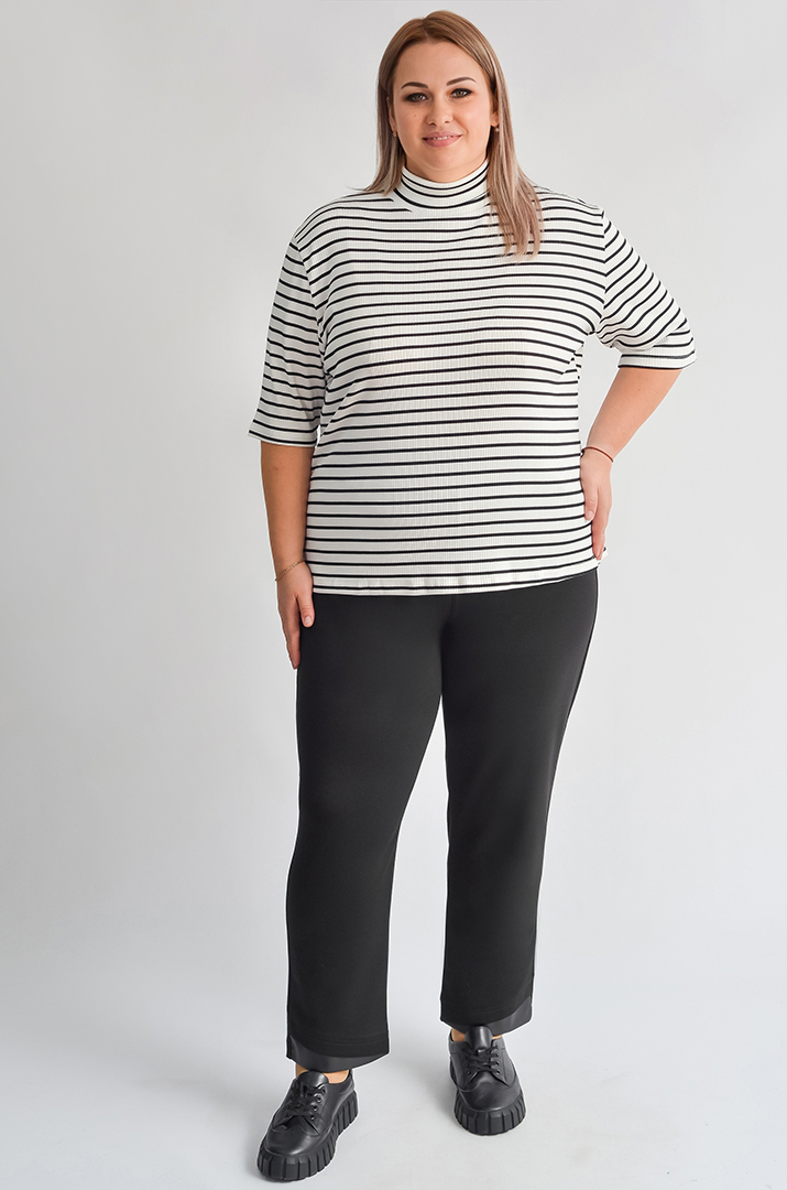 Черные брюки 7/8 со вставками из экокожи больших размеров